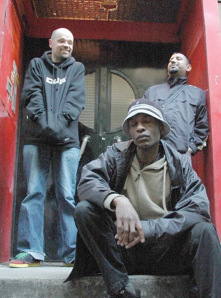 Vibronics - Searching For Jah feat. Michael Prophet